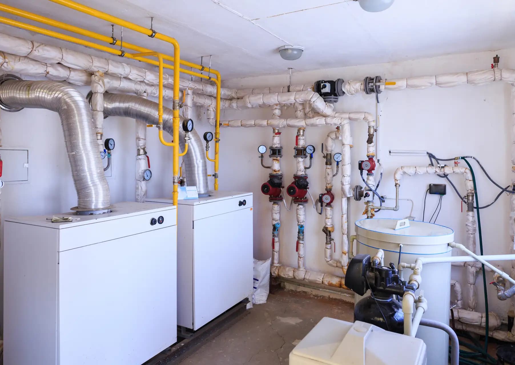 Instalación de caldera de gas de condensación en vivienda unifamiliar