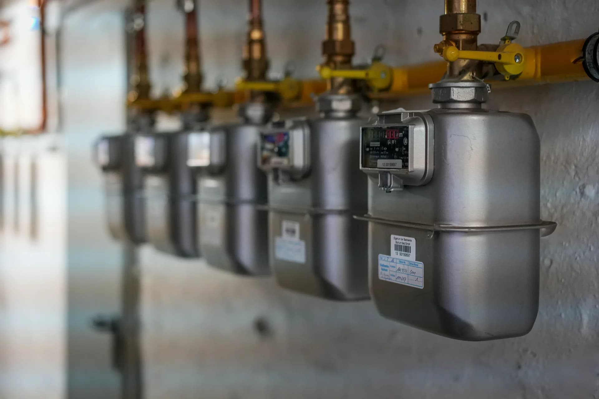 Revisión instalación gas: manómetro en punto de prueba